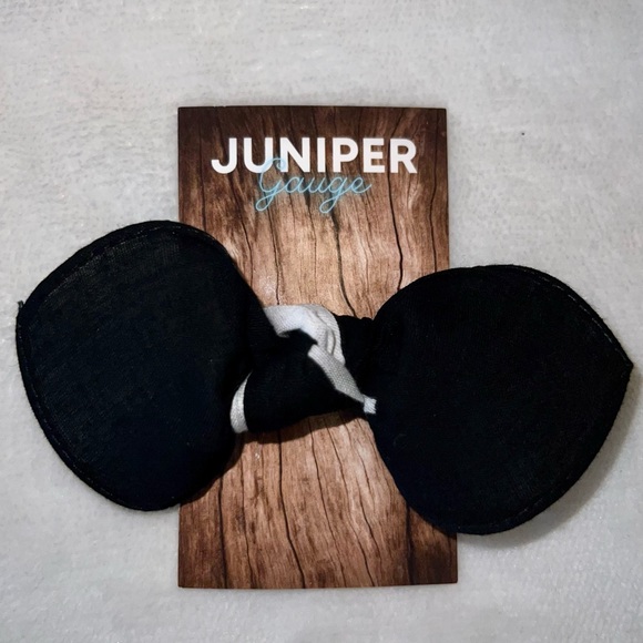 Black and White Knot Bandana Knotted Hair Bow - Picture 11 of 11